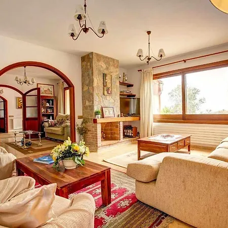 Lari Holiday home *