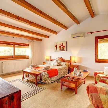 Lari Holiday home *