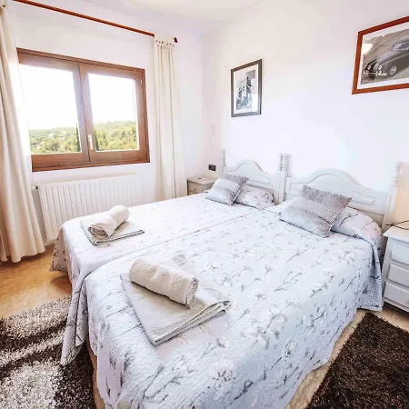 Lari Casa de Férias Vall-Llobrega